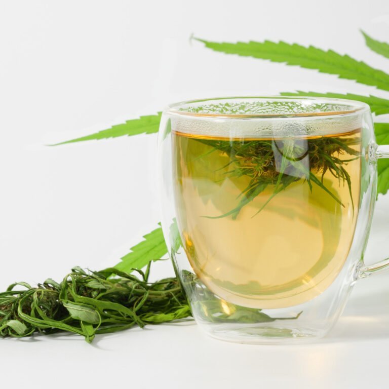 Cannabis Tee Zubereitung, Wirkung und Genuss