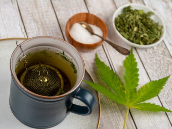 Cannabis Tee Zubereitung. Einige Faktoren gilt es zu beachten.