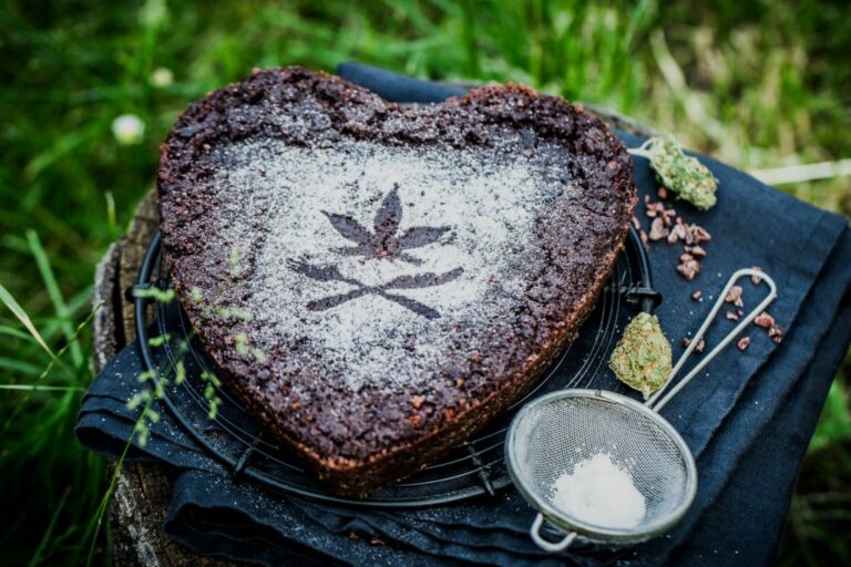 Marys Brownie Love