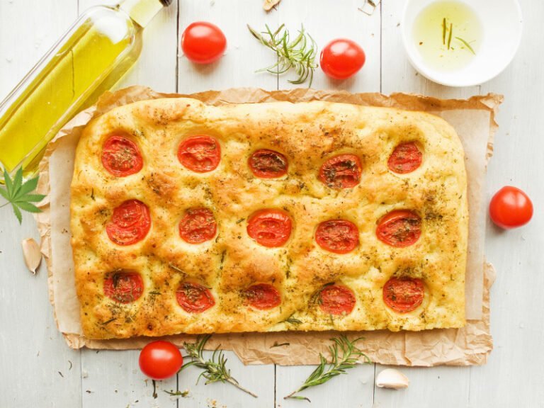 Weedbutter verarbeiten- Focaccia alla Cannabis