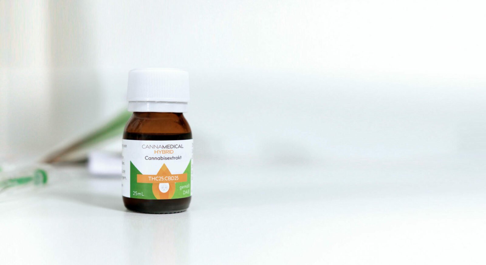 Cannabis Extrakte von Cannamedical Pharma