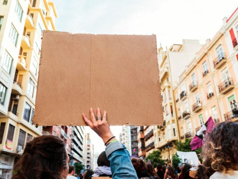 Shops statt Cops- Global Marijuana March am 04.05.2024