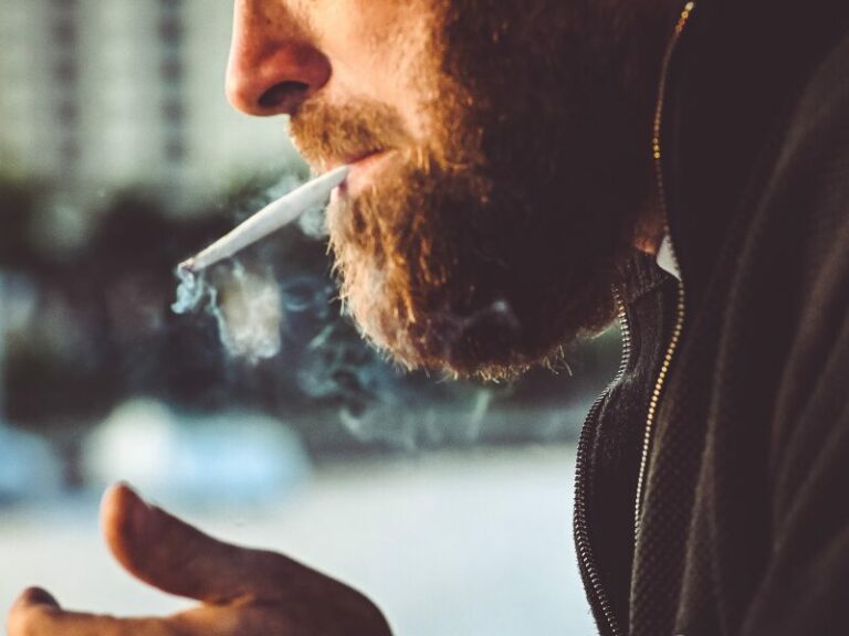 Nichtraucherschutz um Cannabisrauch erweitert