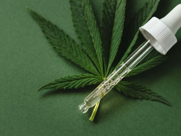 Cannabis als alternative Schmerzbehandlung bei Endometriose