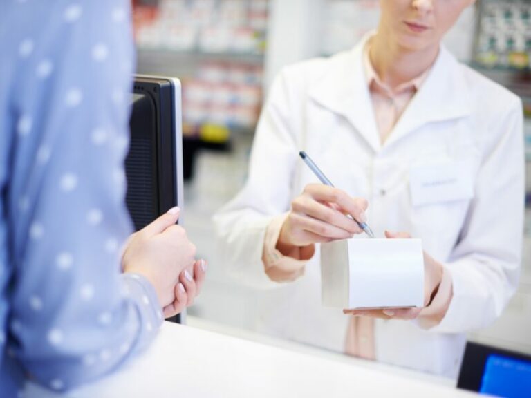 Cannabis-Rezept per Fragebogen: Machen sich Apotheker strafbar?