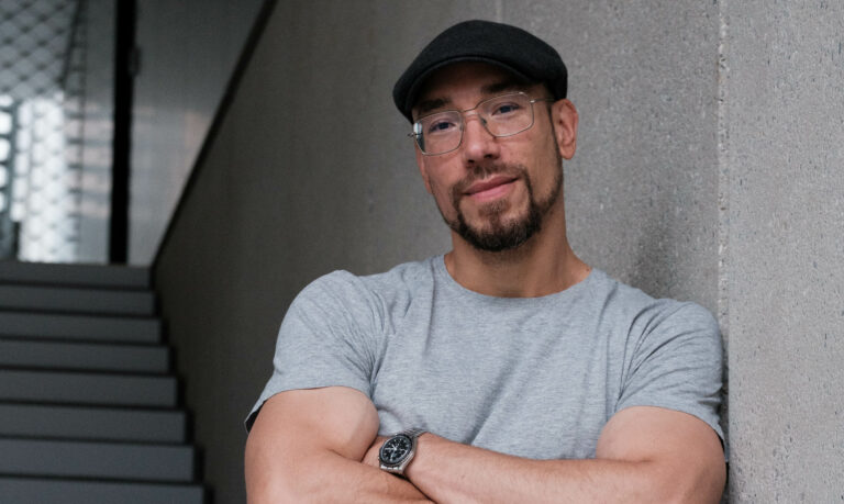 Maximilian Pollux im Interview – wie Cannabis sein Leben verändert hat